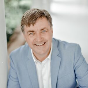 327470645_698098508465395_6433182971580558035_n